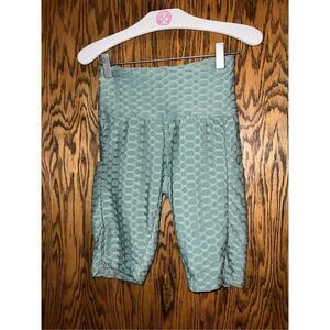 Love Streak Green Biker Shorts Woman’s Size Small